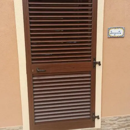 Casa Zu Ciano Aparthotel *
